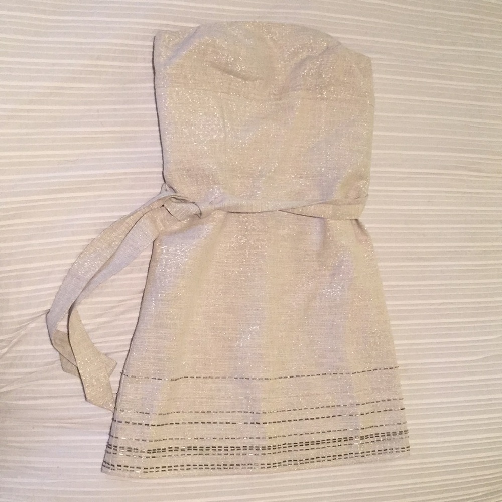 Strapless dress